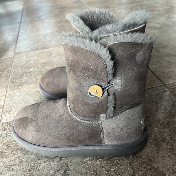 UGGS women Australia gray size 6 - Picture 5 of 9